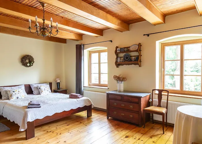 Biala Kalina Kaczawy شفيرجافا